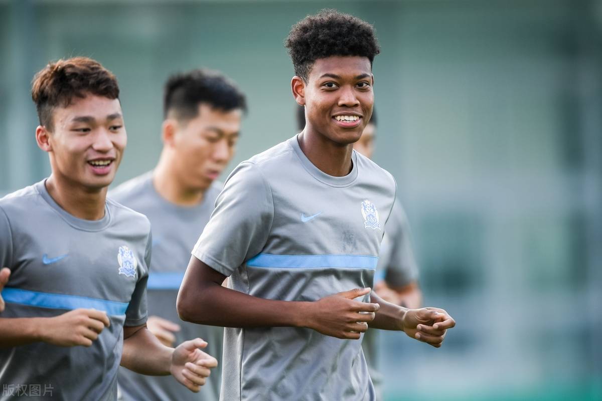 金年会入口-包含姆巴佩官方宣布重要助攻新规，塞尔维亚队引发争议！再创辉煌时刻的词条